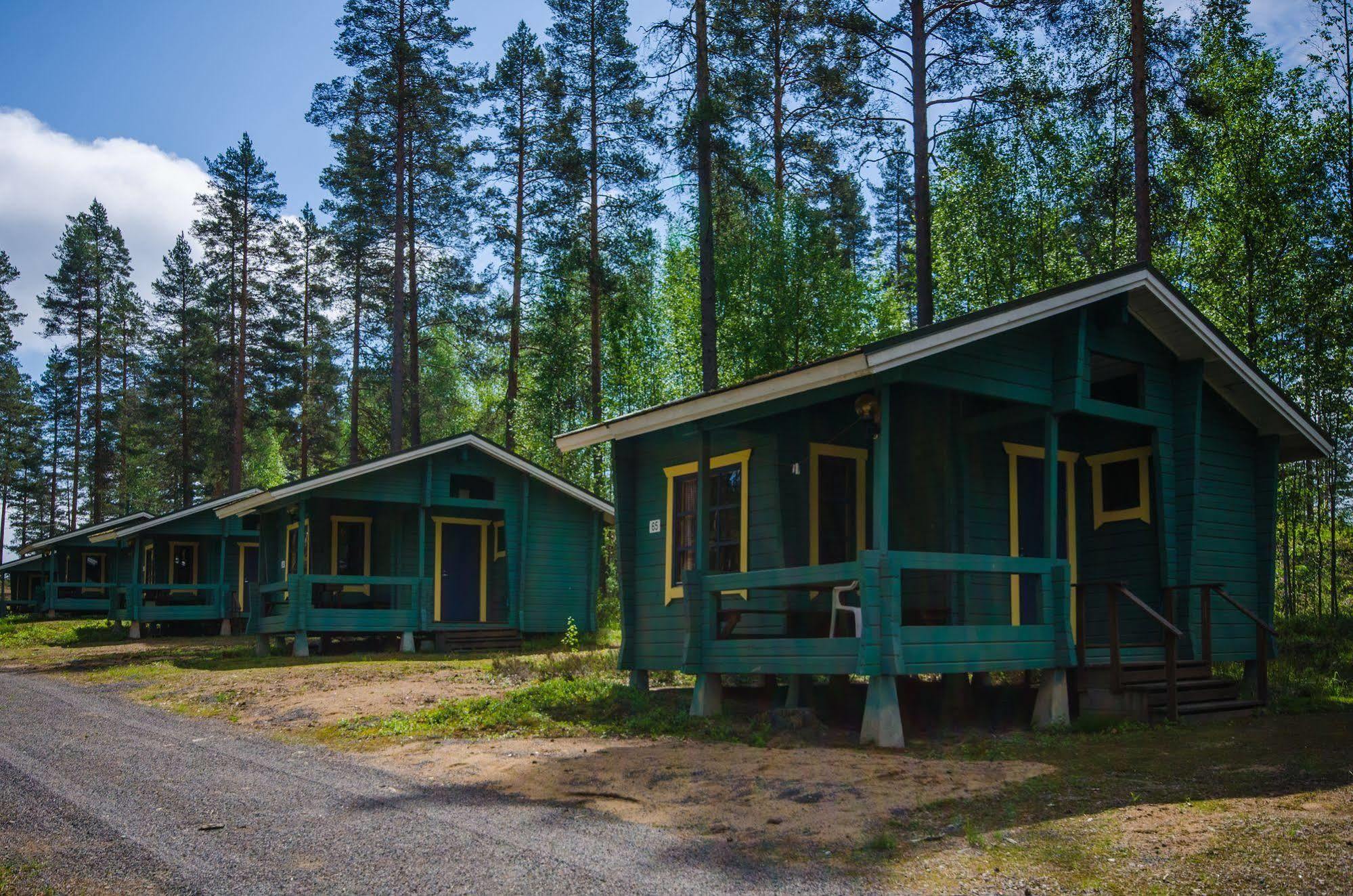 Ahvenlampi Camping サーリヤルヴィ エクステリア 写真
