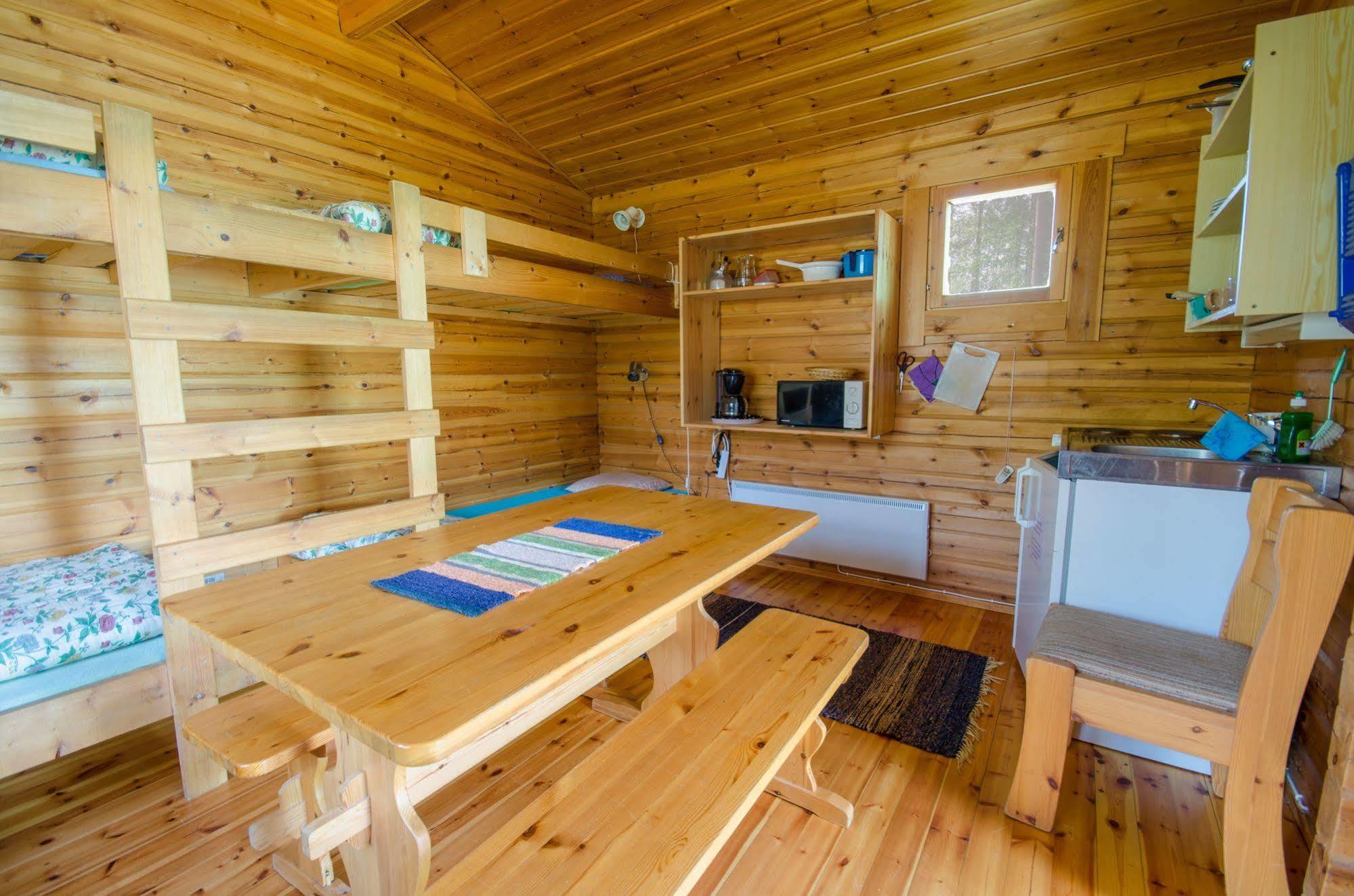 Ahvenlampi Camping サーリヤルヴィ エクステリア 写真