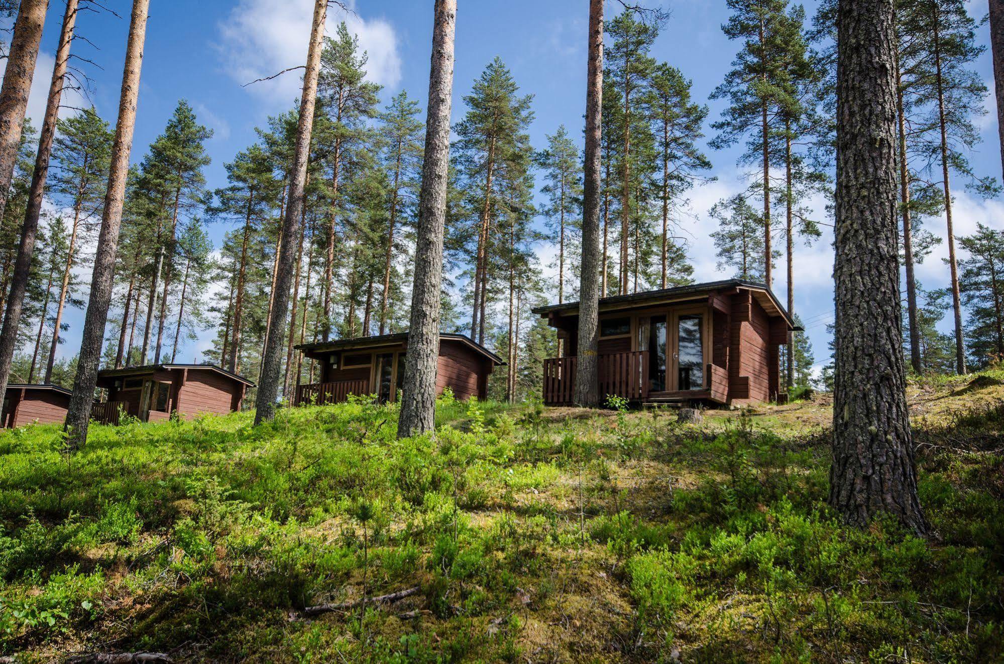 Ahvenlampi Camping サーリヤルヴィ エクステリア 写真